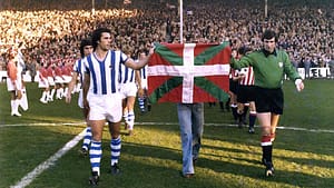 Real Sociedad Atotxa Ikurriña 1976 Kortabarría