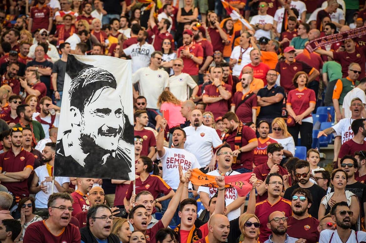 Totti Arquibancada despedida