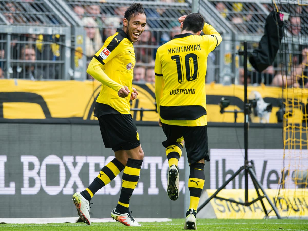 Aubameyang Mikhtaryan Borussia Dortmund
