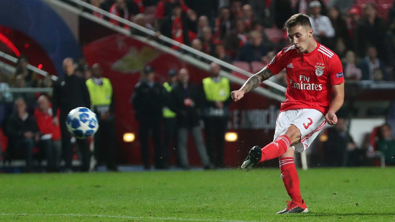 Grimaldo free-kick Benfica